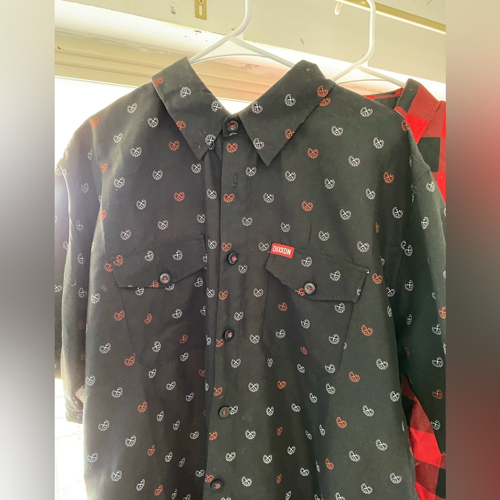 Dixxon party shirt